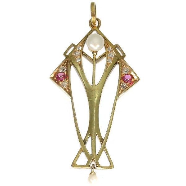 Magnificent Art Nouveau pendant with precious stones